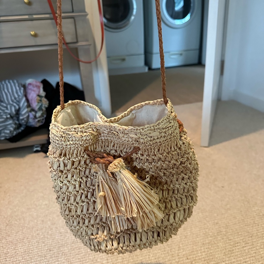 Mar Y Sol straw crossbody